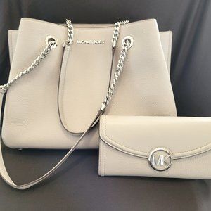Michael Kors Shoulder Bag with silver chain strap and matching wallet